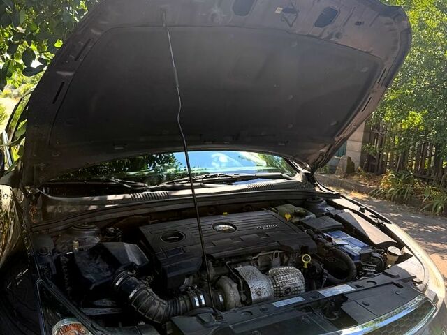 Серый Шевроле Круз, объемом двигателя 2 л и пробегом 232 тыс. км за 6700 $, фото 6 на Automoto.ua