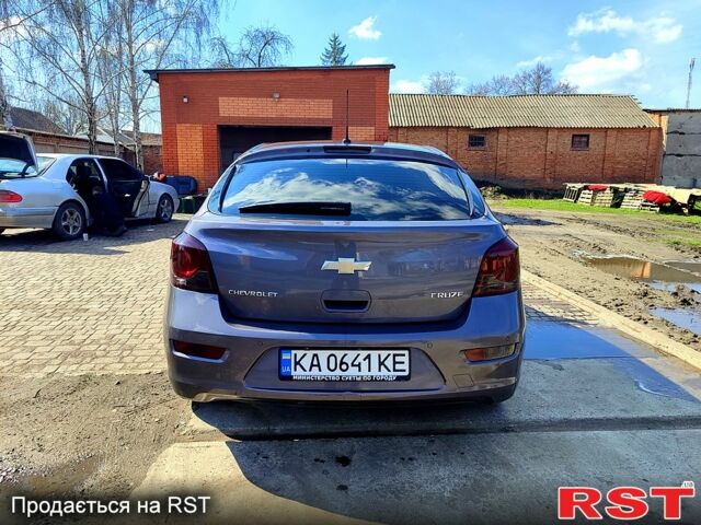 Серый Шевроле Круз, объемом двигателя 1.7 л и пробегом 217 тыс. км за 6500 $, фото 3 на Automoto.ua