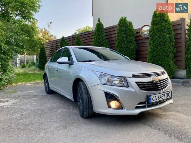 Серый Шевроле Круз, объемом двигателя 1.8 л и пробегом 162 тыс. км за 8000 $, фото 6 на Automoto.ua