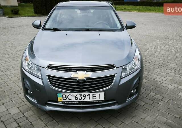 Серый Шевроле Круз, объемом двигателя 1.8 л и пробегом 137 тыс. км за 7700 $, фото 4 на Automoto.ua