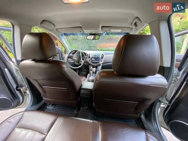 Серый Шевроле Круз, объемом двигателя 1.8 л и пробегом 162 тыс. км за 8000 $, фото 8 на Automoto.ua