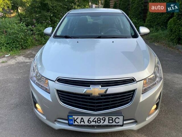 Серый Шевроле Круз, объемом двигателя 1.8 л и пробегом 162 тыс. км за 8000 $, фото 1 на Automoto.ua