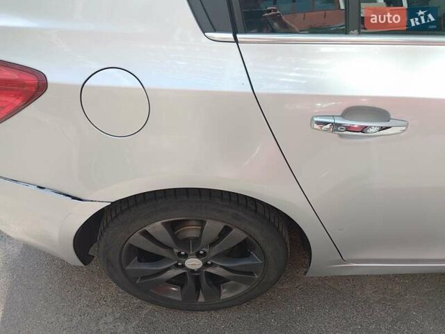 Серый Шевроле Круз, объемом двигателя 1.8 л и пробегом 162 тыс. км за 8000 $, фото 14 на Automoto.ua