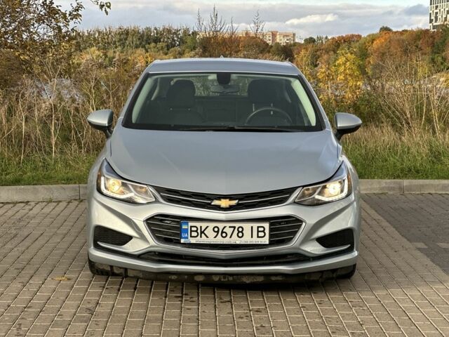 Шевроле Круз 2018 у Рівному на Automoto.ua Сірий Шевроле Круз, об'ємом двигуна 1.4 л та пробігом 176 тис. км за 8999 $, фото 1 на Automoto.ua
