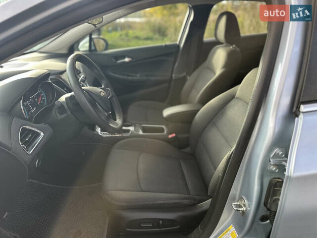 Серый Шевроле Круз, объемом двигателя 1.36 л и пробегом 176 тыс. км за 8999 $, фото 11 на Automoto.ua