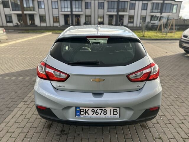 Шевроле Круз 2018 у Рівному на Automoto.ua Сірий Шевроле Круз, об'ємом двигуна 1.4 л та пробігом 176 тис. км за 8999 $, фото 6 на Automoto.ua