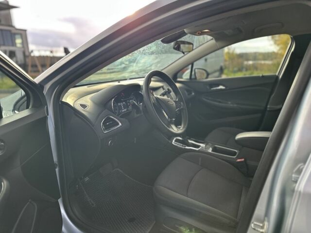 Шевроле Круз 2018 у Рівному на Automoto.ua Сірий Шевроле Круз, об'ємом двигуна 1.4 л та пробігом 176 тис. км за 8999 $, фото 12 на Automoto.ua