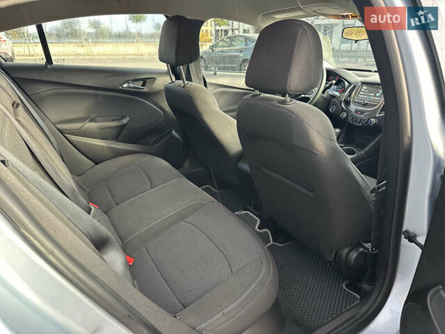 Серый Шевроле Круз, объемом двигателя 1.36 л и пробегом 176 тыс. км за 8999 $, фото 22 на Automoto.ua