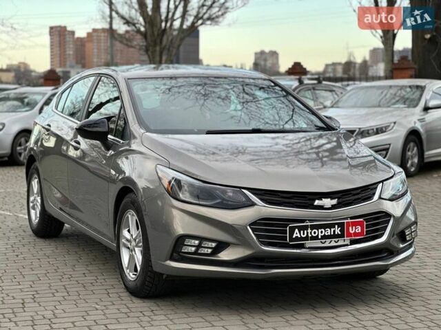 Сірий Шевроле Круз, об'ємом двигуна 1.4 л та пробігом 119 тис. км за 9490 $, фото 2 на Automoto.ua