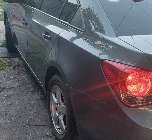Серый Шевроле Круз, объемом двигателя 1.8 л и пробегом 74 тыс. км за 7400 $, фото 8 на Automoto.ua