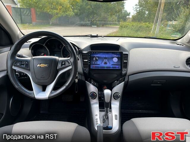 Серый Шевроле Круз, объемом двигателя 1.8 л и пробегом 177 тыс. км за 6950 $, фото 5 на Automoto.ua