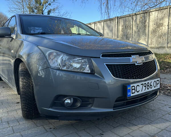 Серый Шевроле Круз, объемом двигателя 1.99 л и пробегом 196 тыс. км за 7200 $, фото 52 на Automoto.ua