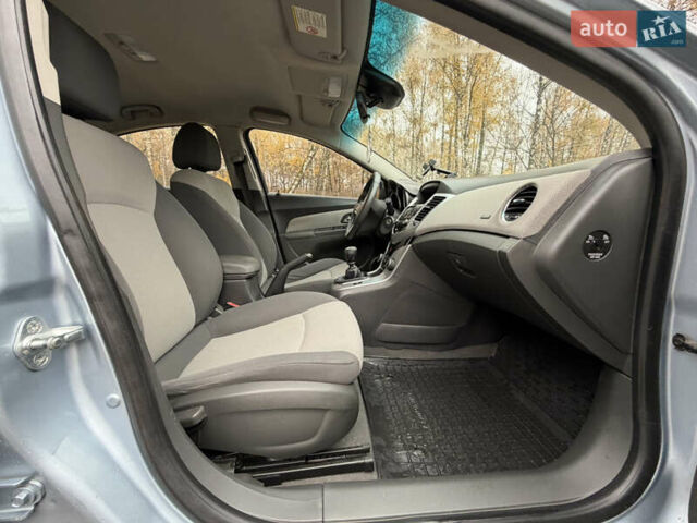 Сірий Шевроле Круз, об'ємом двигуна 1.6 л та пробігом 217 тис. км за 5700 $, фото 15 на Automoto.ua