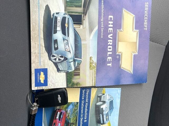 Серый Шевроле Круз, объемом двигателя 1.8 л и пробегом 177 тыс. км за 6950 $, фото 7 на Automoto.ua