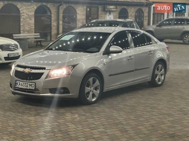 Серый Шевроле Круз, объемом двигателя 2 л и пробегом 165 тыс. км за 6700 $, фото 7 на Automoto.ua