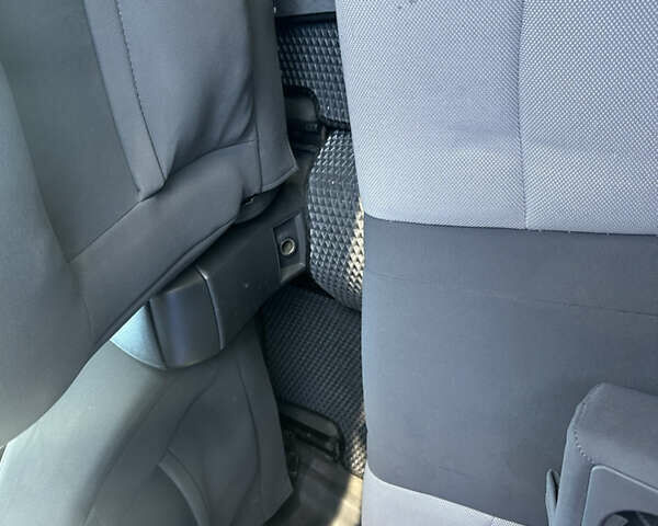 Серый Шевроле Круз, объемом двигателя 1.99 л и пробегом 196 тыс. км за 7200 $, фото 23 на Automoto.ua