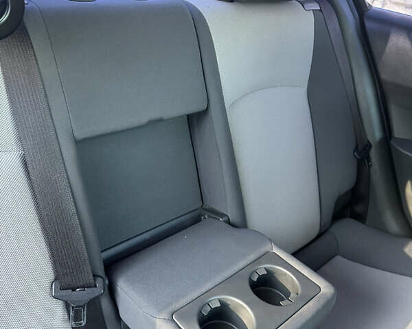 Серый Шевроле Круз, объемом двигателя 1.99 л и пробегом 196 тыс. км за 7200 $, фото 24 на Automoto.ua