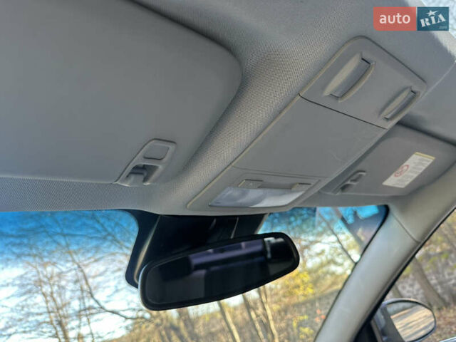 Серый Шевроле Круз, объемом двигателя 1.99 л и пробегом 196 тыс. км за 7200 $, фото 2 на Automoto.ua