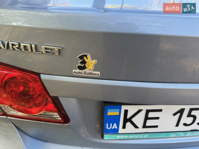 Серый Шевроле Круз, объемом двигателя 1.99 л и пробегом 208 тыс. км за 7800 $, фото 11 на Automoto.ua