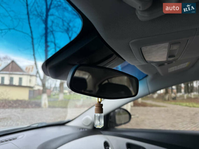 Серый Шевроле Круз, объемом двигателя 2 л и пробегом 154 тыс. км за 5950 $, фото 36 на Automoto.ua