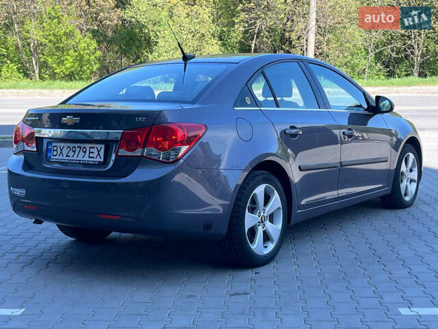 Серый Шевроле Круз, объемом двигателя 1.8 л и пробегом 168 тыс. км за 7400 $, фото 7 на Automoto.ua