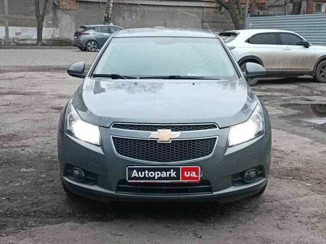 Сірий Шевроле Круз, об'ємом двигуна 1.8 л та пробігом 221 тис. км за 6690 $, фото 1 на Automoto.ua