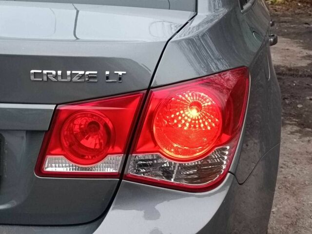 Сірий Шевроле Круз, об'ємом двигуна 1.8 л та пробігом 221 тис. км за 6690 $, фото 10 на Automoto.ua