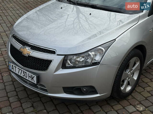 Серый Шевроле Круз, объемом двигателя 2 л и пробегом 154 тыс. км за 5950 $, фото 31 на Automoto.ua