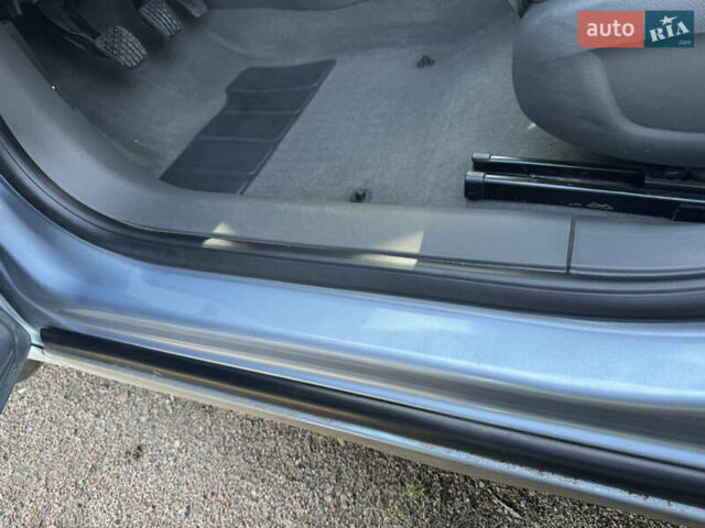 Серый Шевроле Круз, объемом двигателя 1.99 л и пробегом 208 тыс. км за 7800 $, фото 35 на Automoto.ua