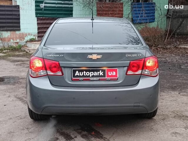 Серый Шевроле Круз, объемом двигателя 1.8 л и пробегом 221 тыс. км за 6690 $, фото 7 на Automoto.ua