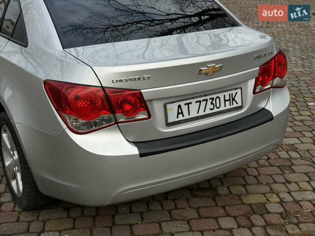 Серый Шевроле Круз, объемом двигателя 2 л и пробегом 154 тыс. км за 5950 $, фото 18 на Automoto.ua