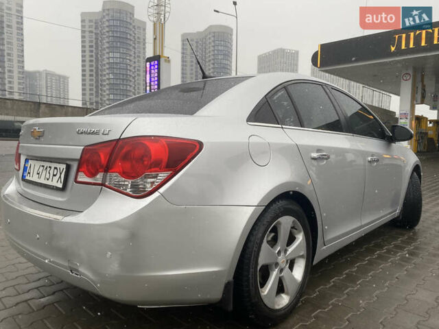 Серый Шевроле Круз, объемом двигателя 1.8 л и пробегом 221 тыс. км за 6900 $, фото 4 на Automoto.ua