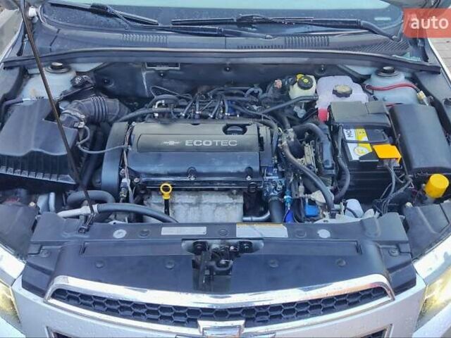 Серый Шевроле Круз, объемом двигателя 1.8 л и пробегом 220 тыс. км за 7200 $, фото 1 на Automoto.ua