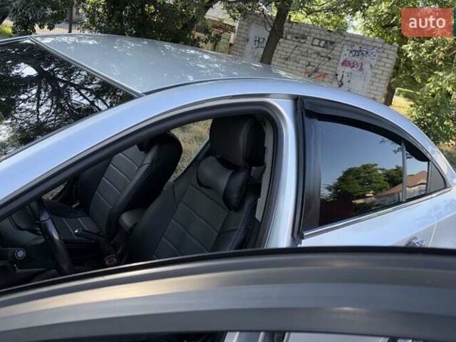 Серый Шевроле Круз, объемом двигателя 1.8 л и пробегом 90 тыс. км за 7500 $, фото 18 на Automoto.ua