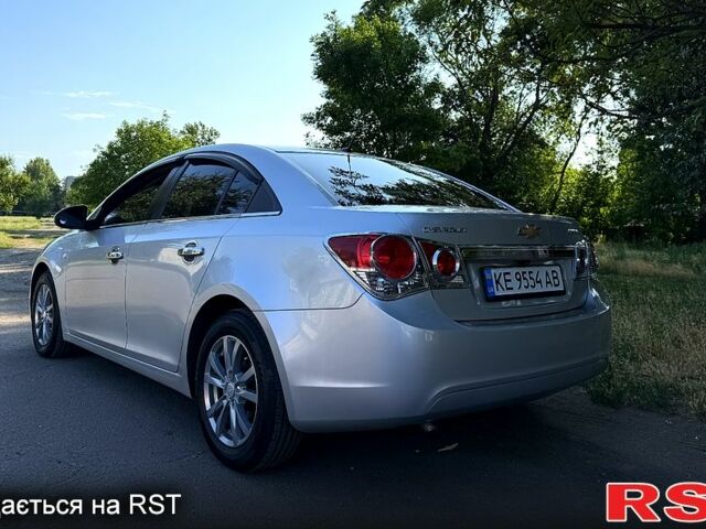 Серый Шевроле Круз, объемом двигателя 1.8 л и пробегом 190 тыс. км за 7500 $, фото 9 на Automoto.ua