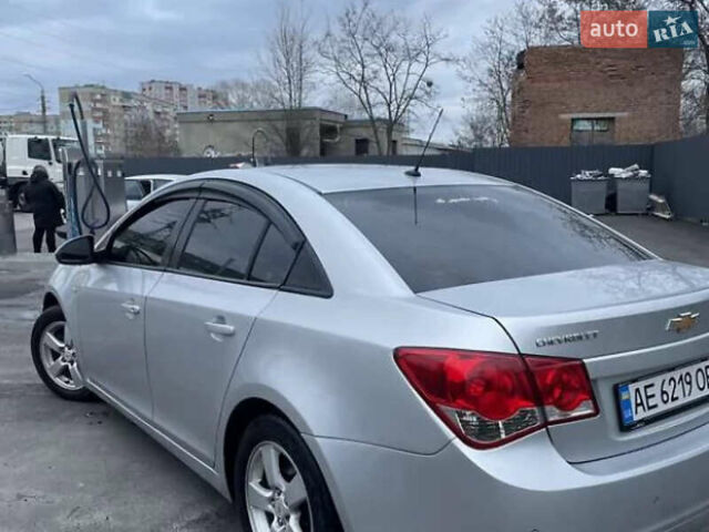 Сірий Шевроле Круз, об'ємом двигуна 1.6 л та пробігом 240 тис. км за 6358 $, фото 1 на Automoto.ua