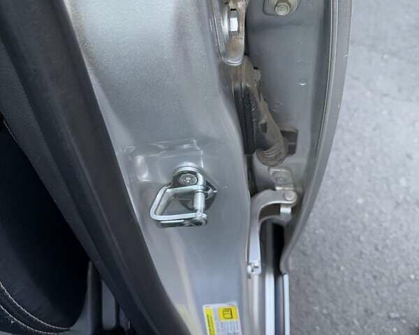 Серый Шевроле Круз, объемом двигателя 1.8 л и пробегом 90 тыс. км за 7500 $, фото 10 на Automoto.ua