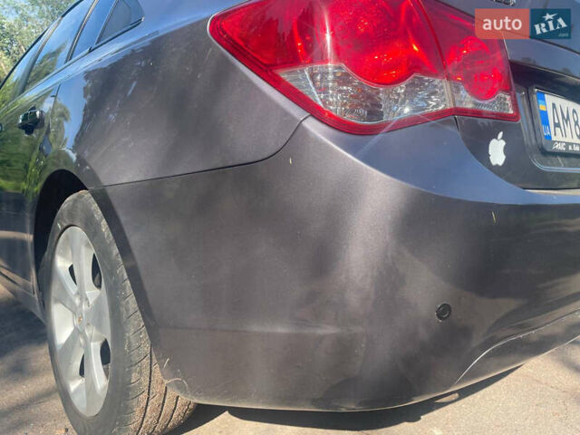 Серый Шевроле Круз, объемом двигателя 1.79 л и пробегом 180 тыс. км за 6500 $, фото 35 на Automoto.ua