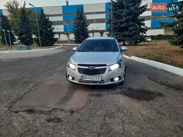 Серый Шевроле Круз, объемом двигателя 1.8 л и пробегом 196 тыс. км за 7750 $, фото 5 на Automoto.ua