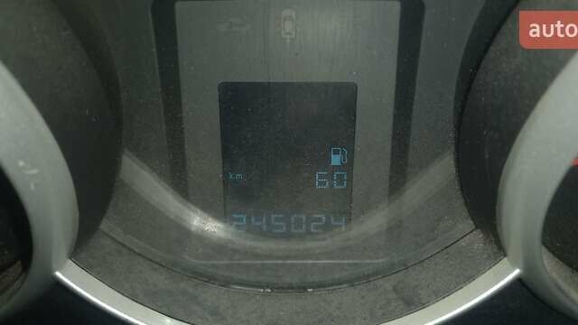 Сірий Шевроле Круз, об'ємом двигуна 1.8 л та пробігом 245 тис. км за 5400 $, фото 2 на Automoto.ua