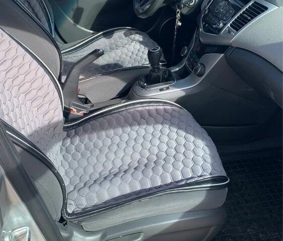 Серый Шевроле Круз, объемом двигателя 1.8 л и пробегом 203 тыс. км за 5400 $, фото 8 на Automoto.ua