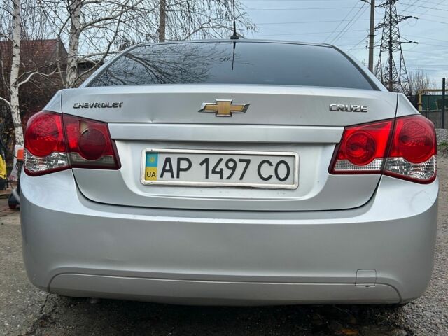 Серый Шевроле Круз, объемом двигателя 1.8 л и пробегом 197 тыс. км за 6500 $, фото 3 на Automoto.ua