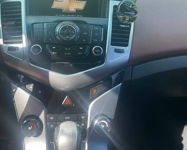 Серый Шевроле Круз, объемом двигателя 1.79 л и пробегом 180 тыс. км за 6500 $, фото 40 на Automoto.ua