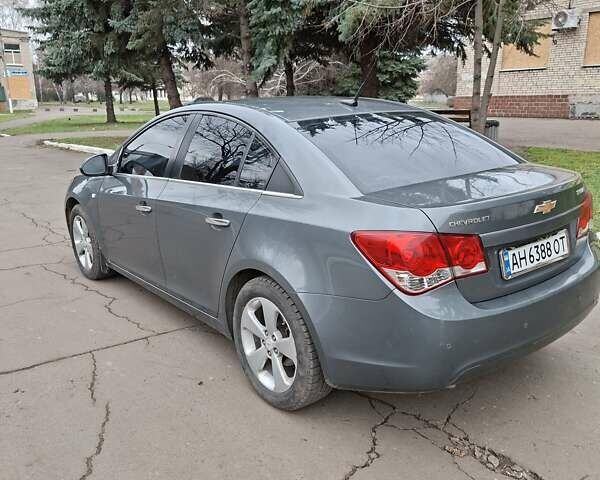 Серый Шевроле Круз, объемом двигателя 1.8 л и пробегом 143 тыс. км за 6000 $, фото 6 на Automoto.ua