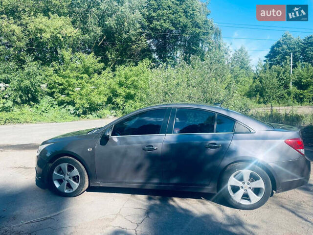 Серый Шевроле Круз, объемом двигателя 1.79 л и пробегом 180 тыс. км за 6500 $, фото 33 на Automoto.ua