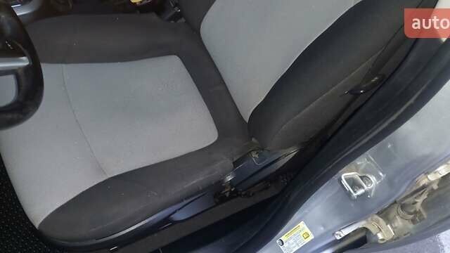 Сірий Шевроле Круз, об'ємом двигуна 1.8 л та пробігом 245 тис. км за 5400 $, фото 11 на Automoto.ua