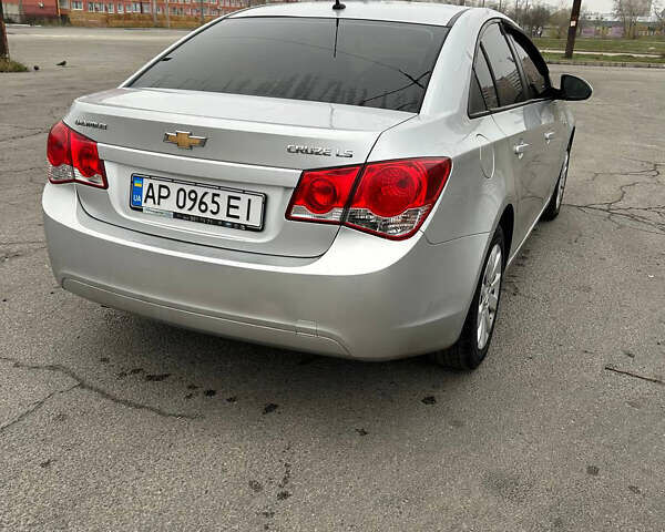 Серый Шевроле Круз, объемом двигателя 1.6 л и пробегом 192 тыс. км за 7000 $, фото 3 на Automoto.ua