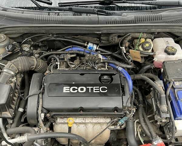 Серый Шевроле Круз, объемом двигателя 1.8 л и пробегом 258 тыс. км за 6000 $, фото 32 на Automoto.ua