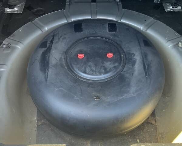 Серый Шевроле Круз, объемом двигателя 1.8 л и пробегом 340 тыс. км за 7500 $, фото 11 на Automoto.ua