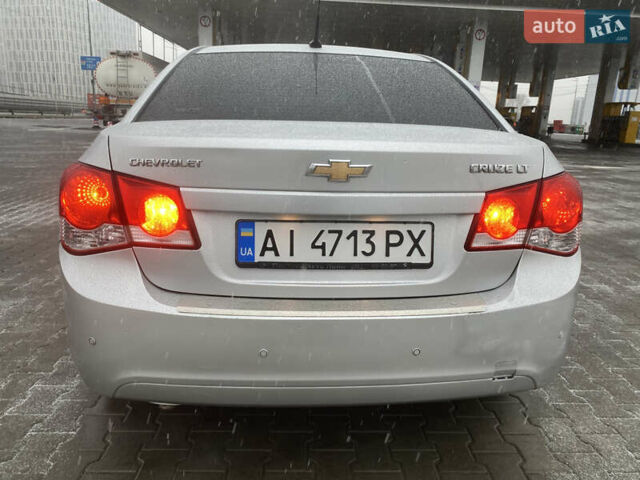 Серый Шевроле Круз, объемом двигателя 1.8 л и пробегом 221 тыс. км за 6900 $, фото 50 на Automoto.ua